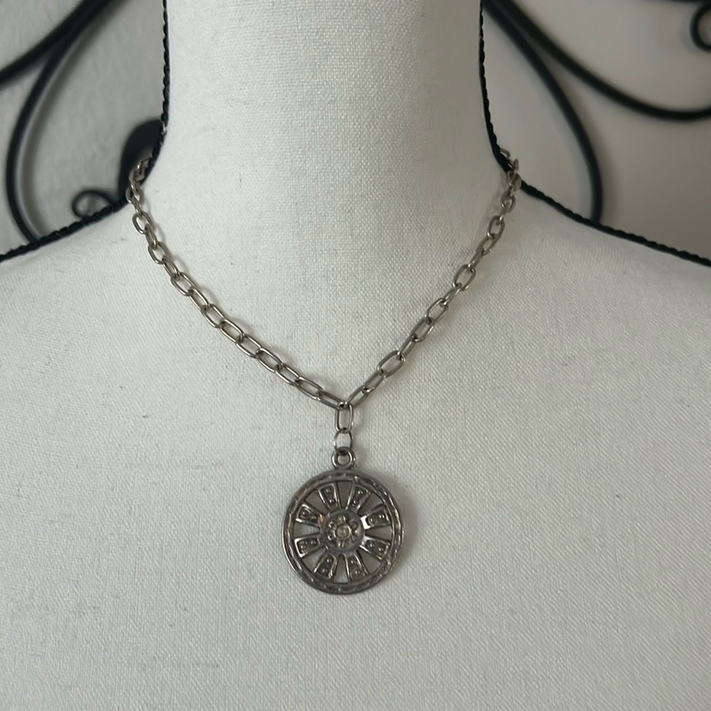 Choker Necklace